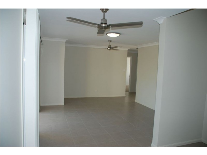 71 Emerald Crescent, Springfield Lakes QLD 4300