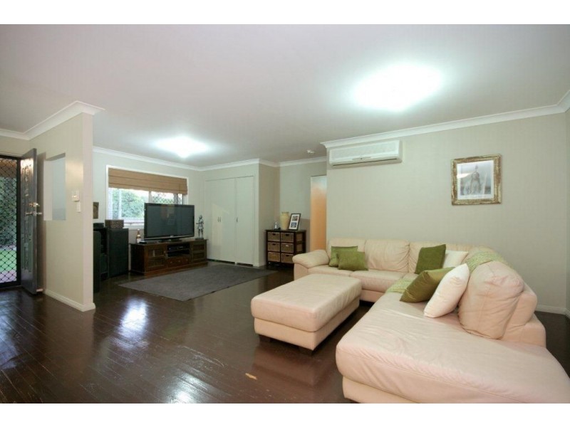 18 Dale Road, Camira QLD 4300