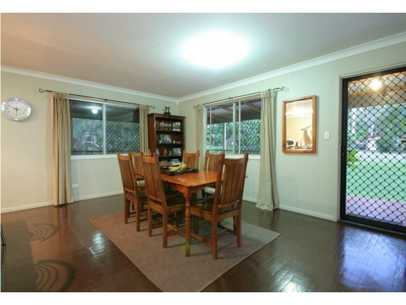 18 Dale Road, Camira QLD 4300