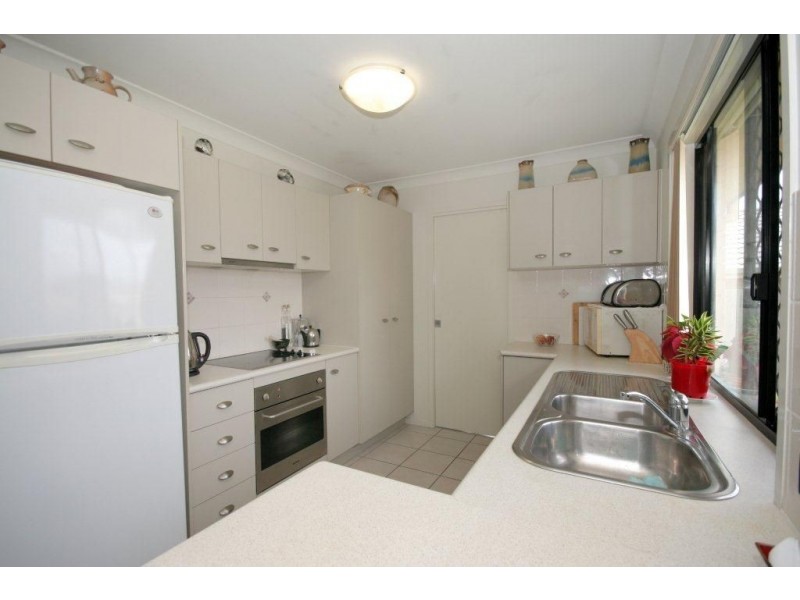 150 Lakeside Avenue, Springfield Lakes QLD 4300