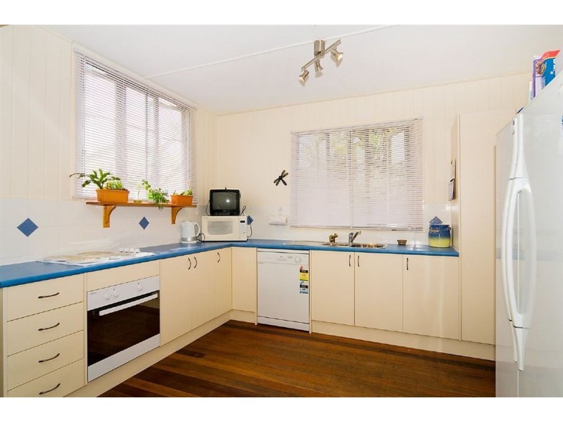 18 Lower Albert, Goodna QLD 4300