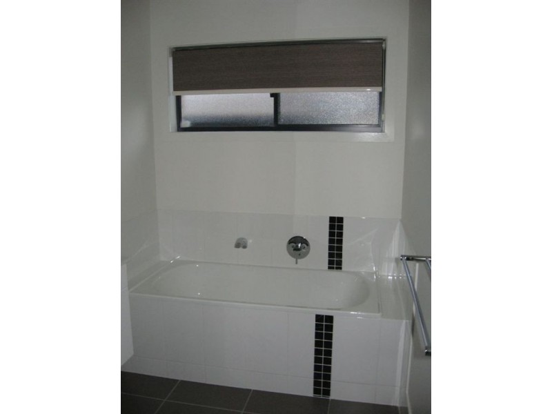 Augustine Heights QLD 4300