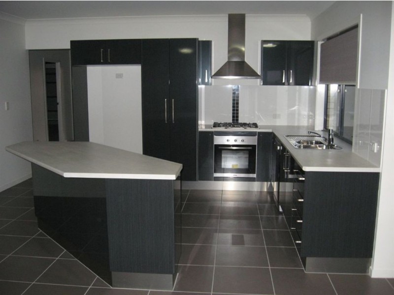 Augustine Heights QLD 4300