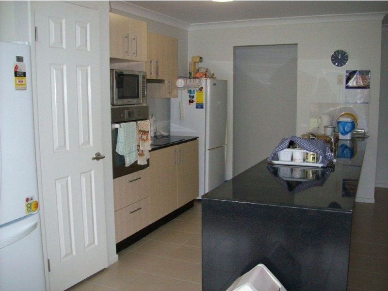 73 Boscawan St, Bellbird Park QLD 4300
