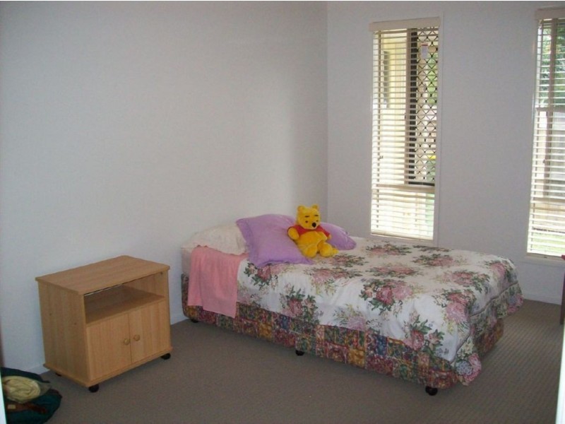 73 Boscawan St, Bellbird Park QLD 4300