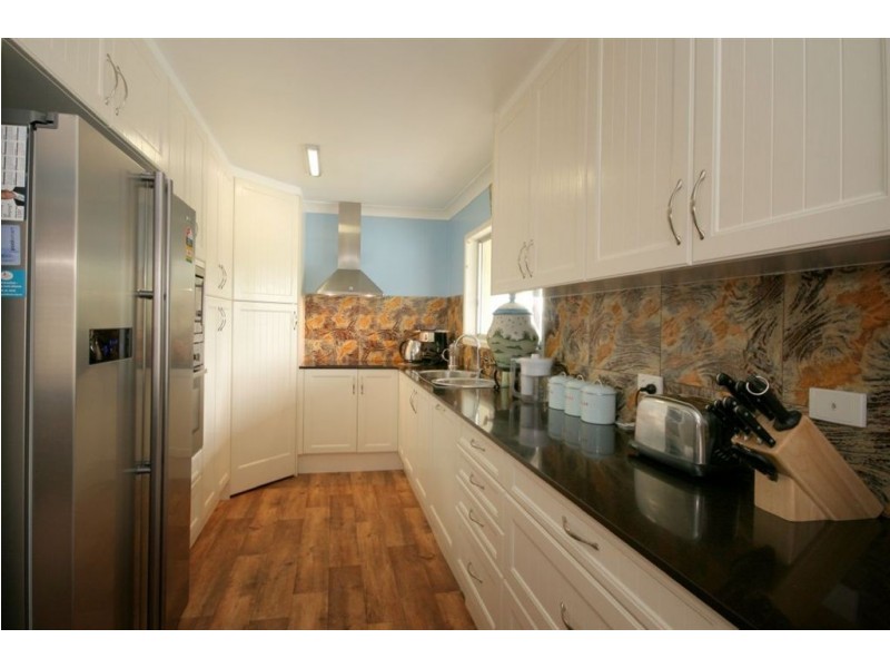 335 Sumners road, Riverhills QLD 4074