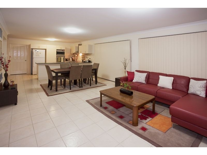6 Greenland Ct, Springfield QLD 4300