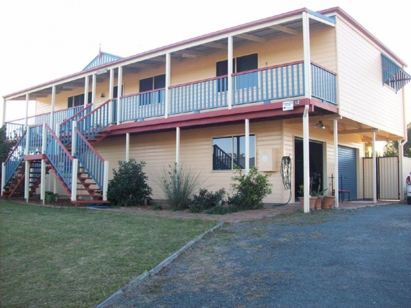 12 Pale Oak Ct, Jimboomba QLD 4280