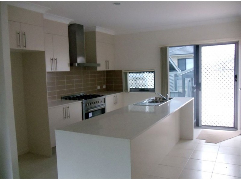 144 Grande Ave, Springfield Lakes QLD 4300