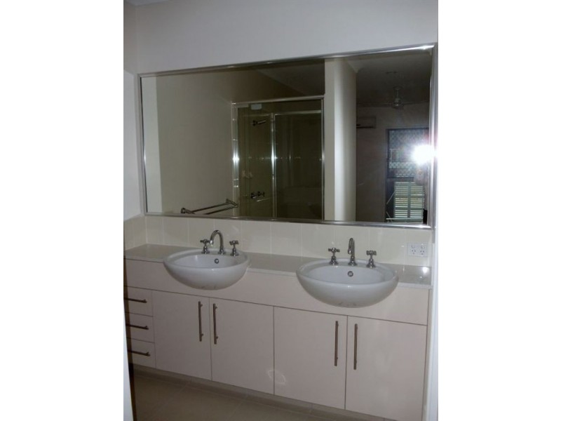 144 Grande Ave, Springfield Lakes QLD 4300