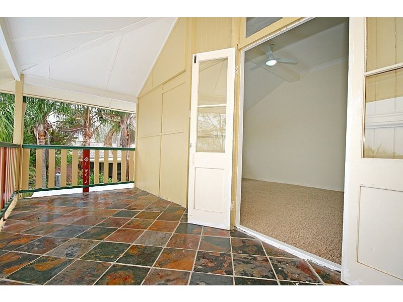 12 Kristine Ave, Goodna QLD 4300