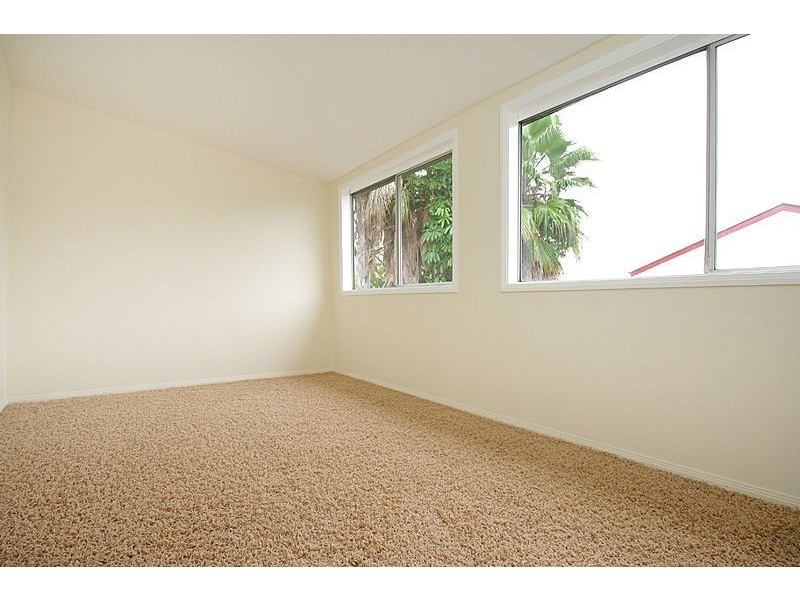 12 Kristine Ave, Goodna QLD 4300