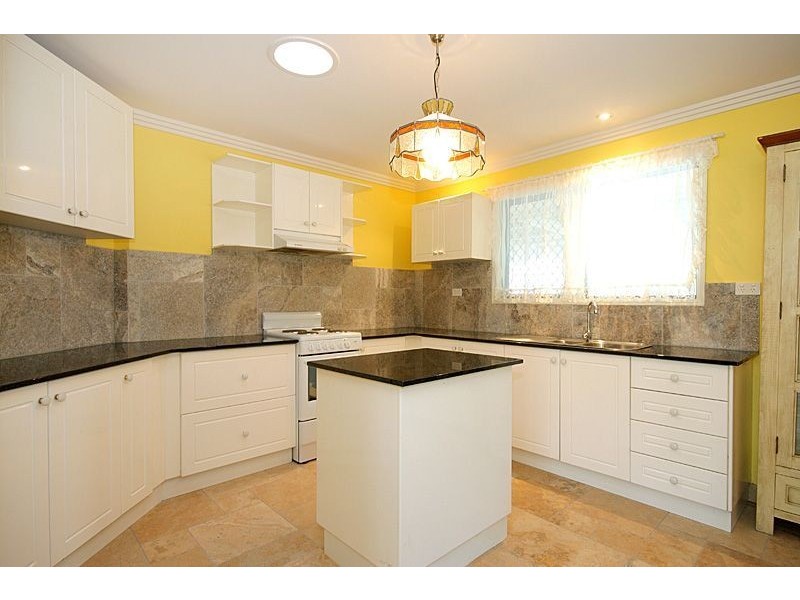 41 Steven St, Camira QLD 4300