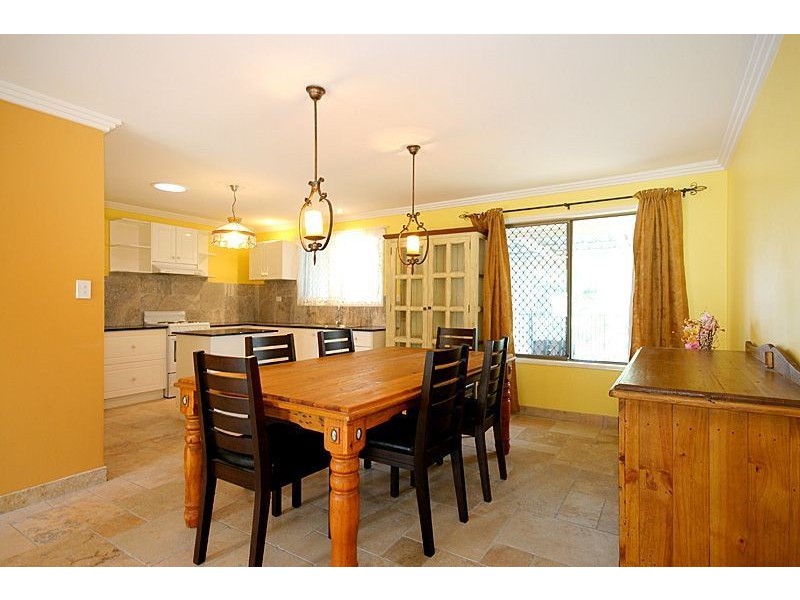 41 Steven St, Camira QLD 4300