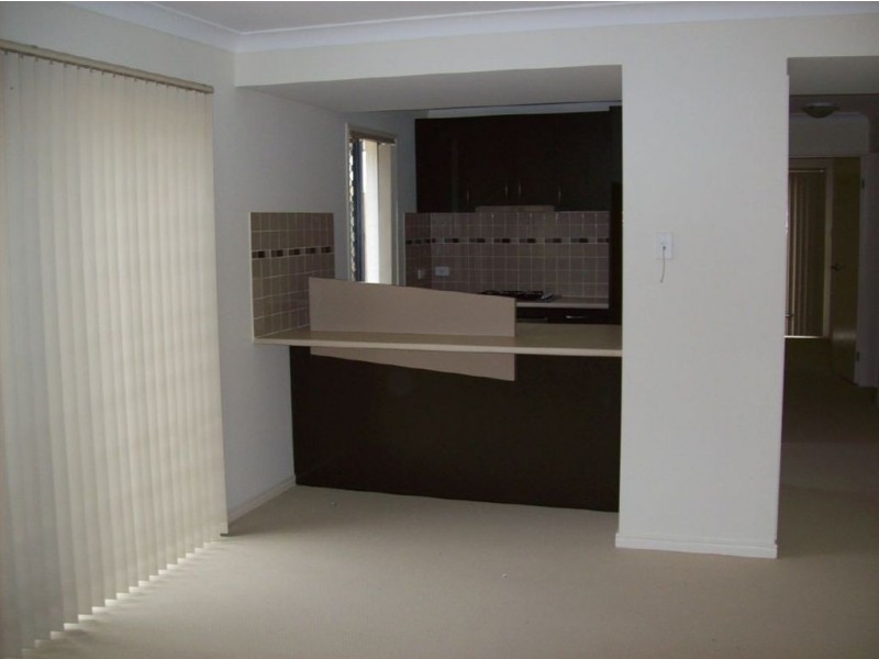 4 Skyline Ave, Springfield Lakes QLD 4300