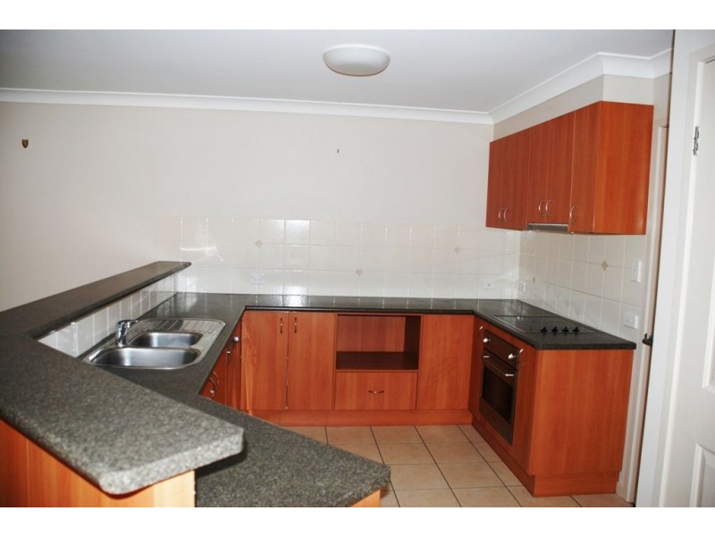 122 Sunview Rd, Springfield QLD 4300