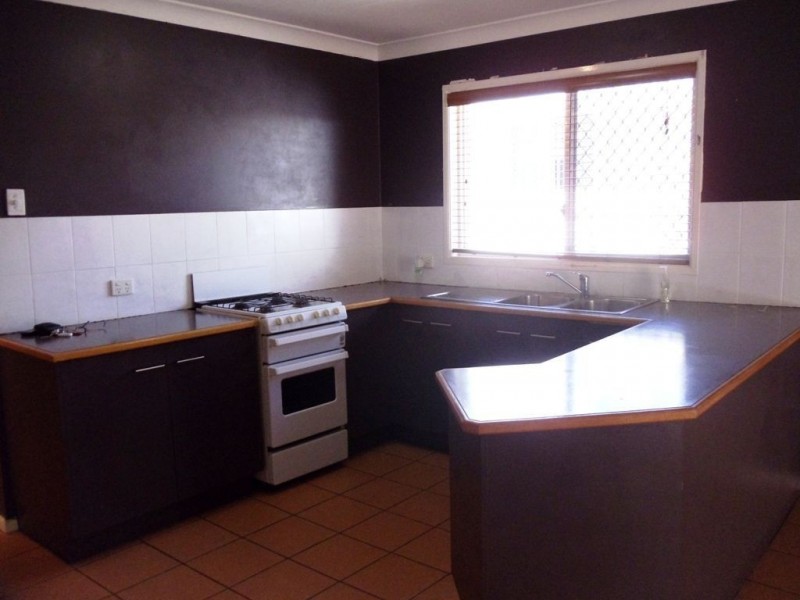 40 Bottlebrush Cres, Redbank Plains QLD 4301