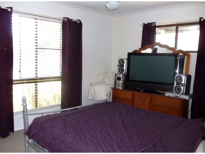 5 Lambrook Ct, Camira QLD 4300