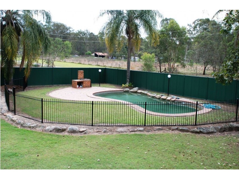 201 Begley Rd, Greenbank QLD 4124