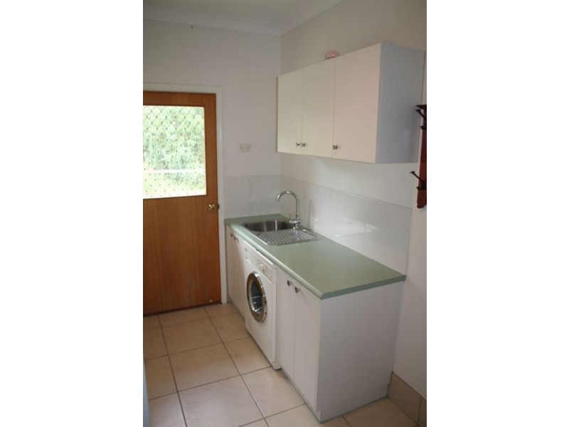 138 Vonda Youngman Dr, Tamborine QLD 4270