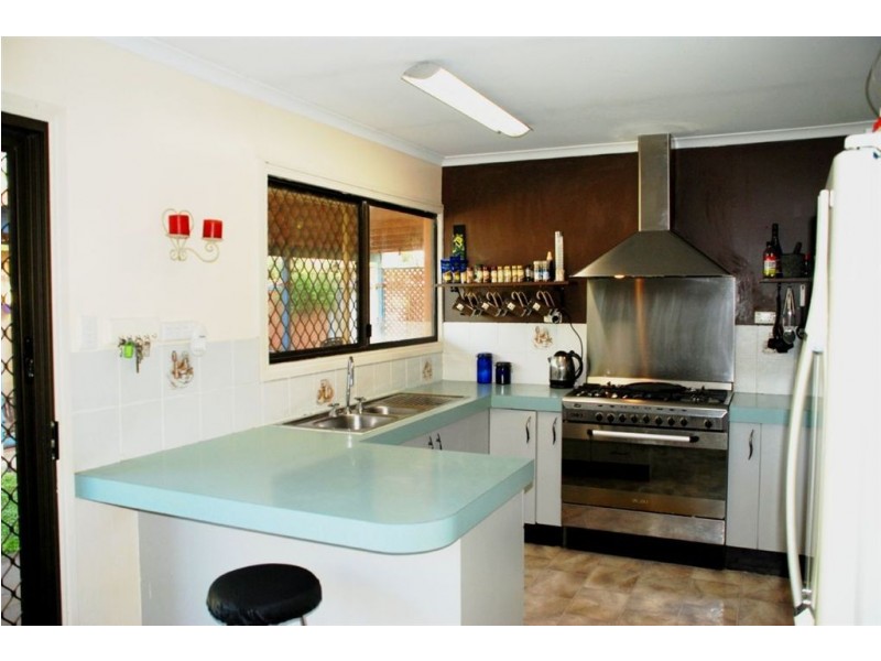 3 Coral Ct, Camira QLD 4300