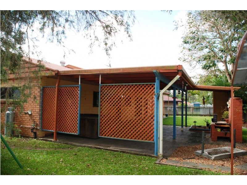 3 Coral Ct, Camira QLD 4300
