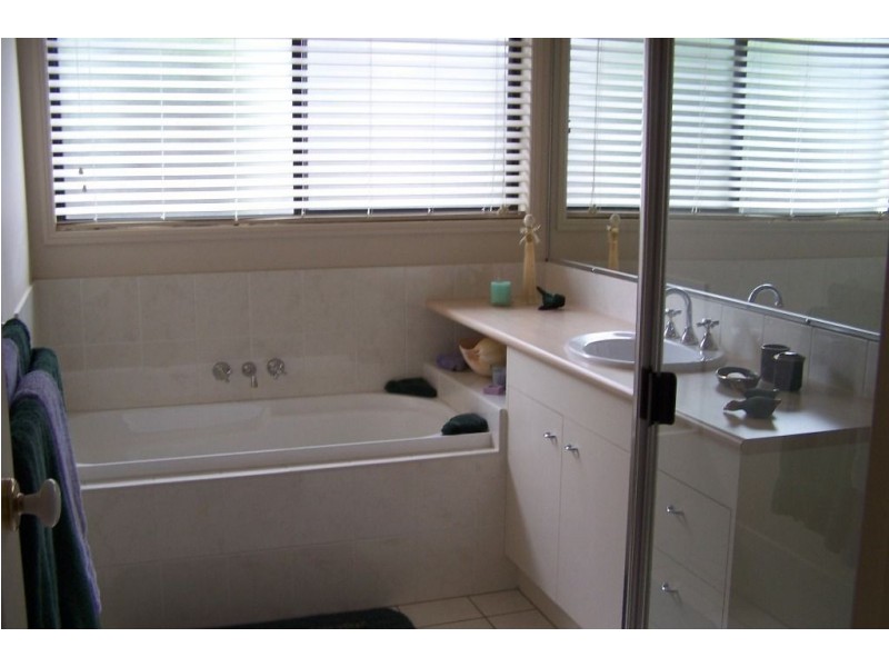 43 Oakview Crct, Brookwater QLD 4300