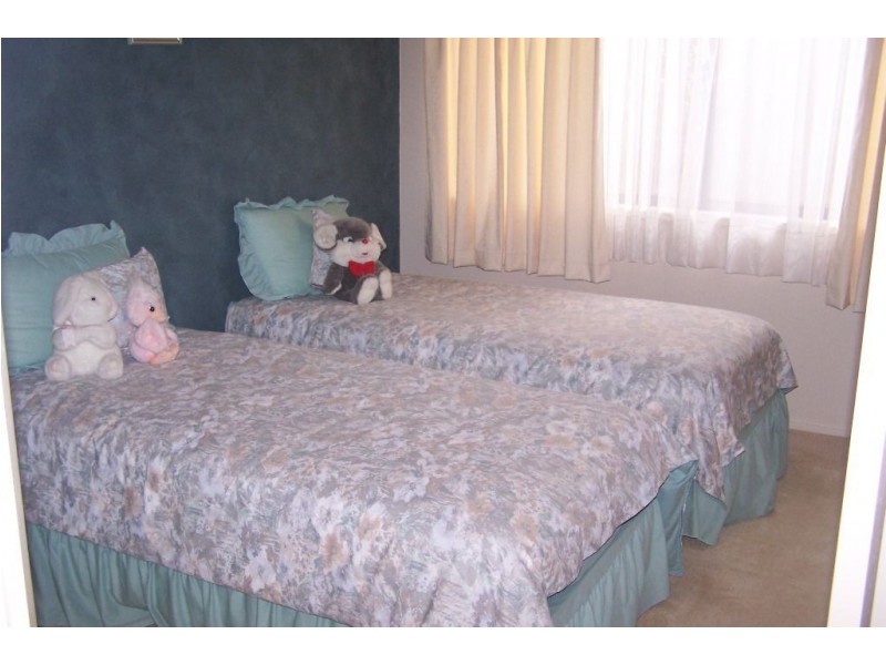 43 Oakview Crct, Brookwater QLD 4300