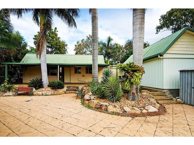 33 Wilkie Ave, Redbank Plains QLD 4301