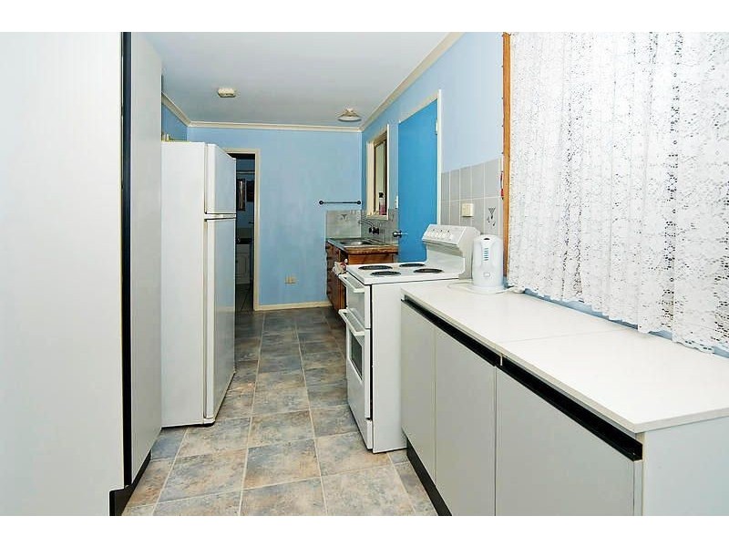 33 Wilkie Ave, Redbank Plains QLD 4301