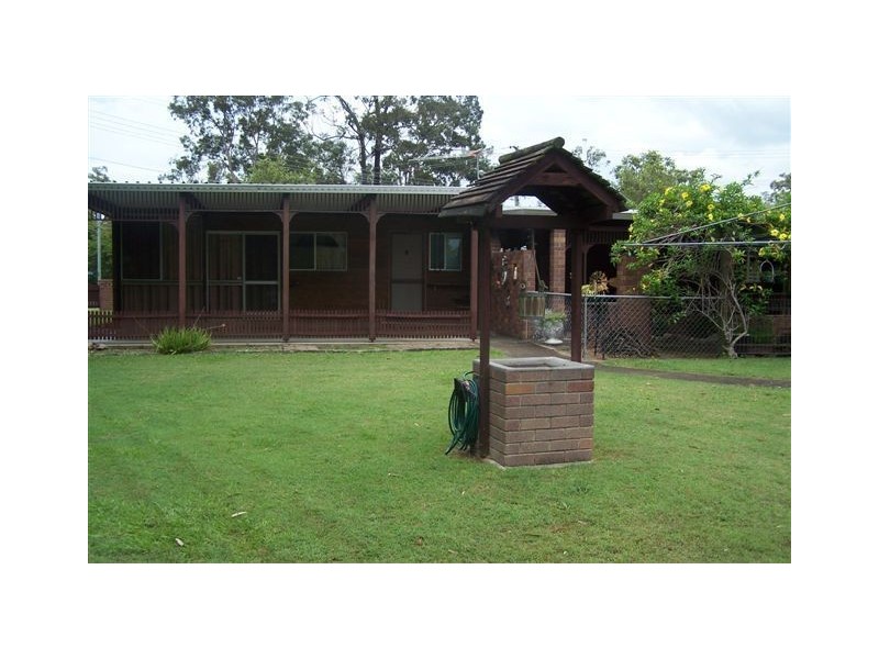 2 Lacey St, Camira QLD 4300