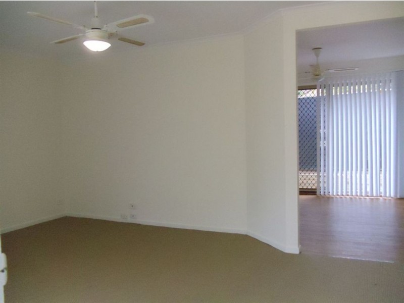 6 Paula Crt, Camira QLD 4300