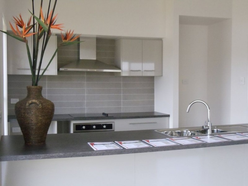 12 Dillon Ave, Augustine Heights QLD 4300