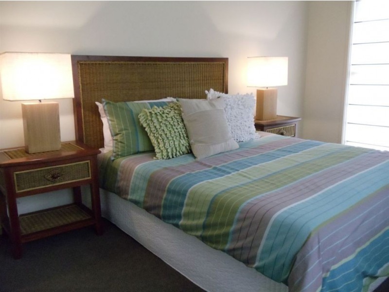 12 Crest Ridge Pde, Brookwater QLD 4300