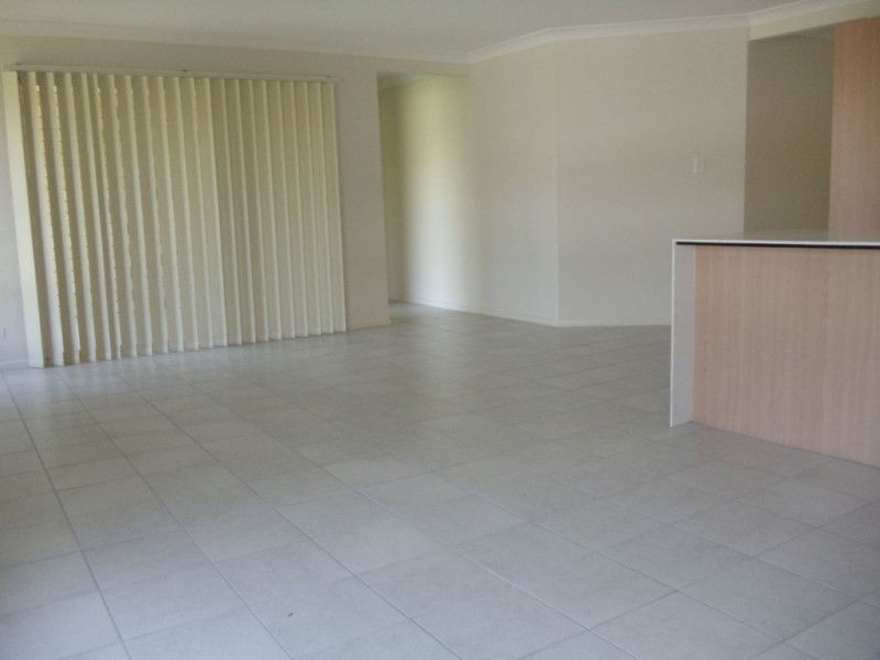 24 O’Brien Crt, Collingwood Park QLD 4301