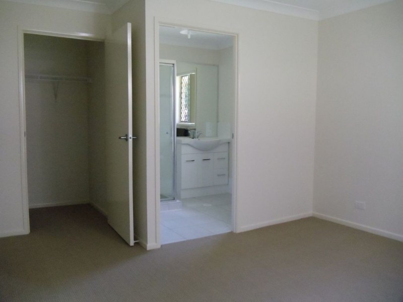 24 O’Brien Crt, Collingwood Park QLD 4301