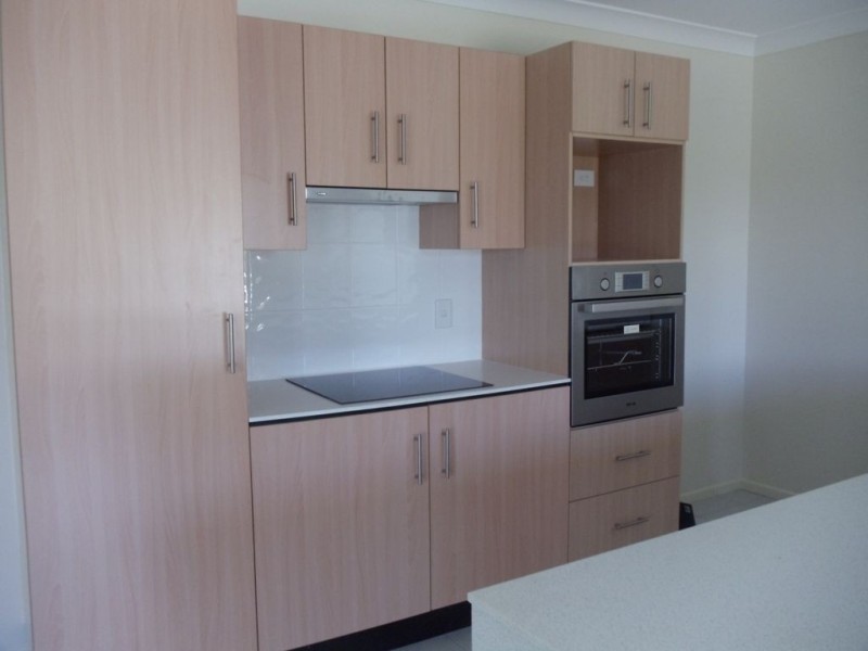 24 O’Brien Crt, Collingwood Park QLD 4301