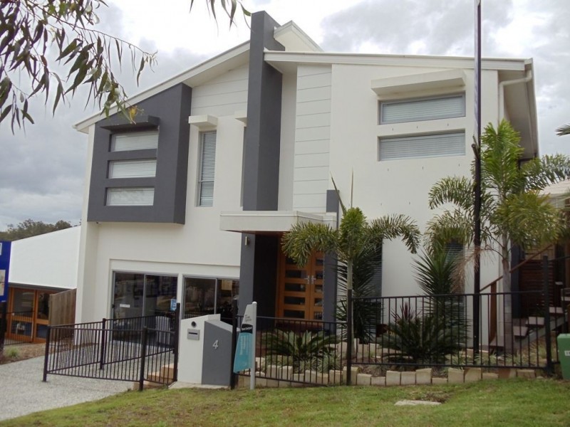 4 Wildflower Drive, Springfield Lakes QLD 4300