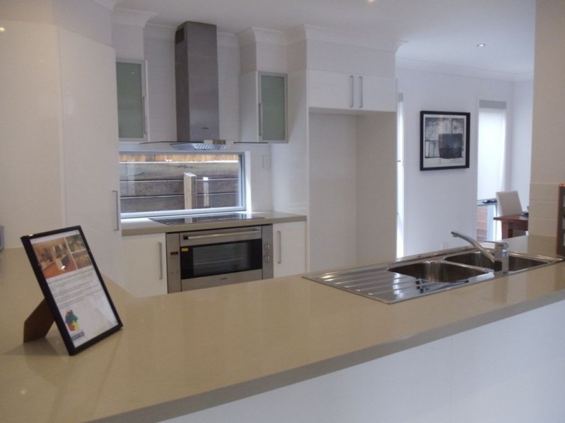 4 Wildflower Drive, Springfield Lakes QLD 4300