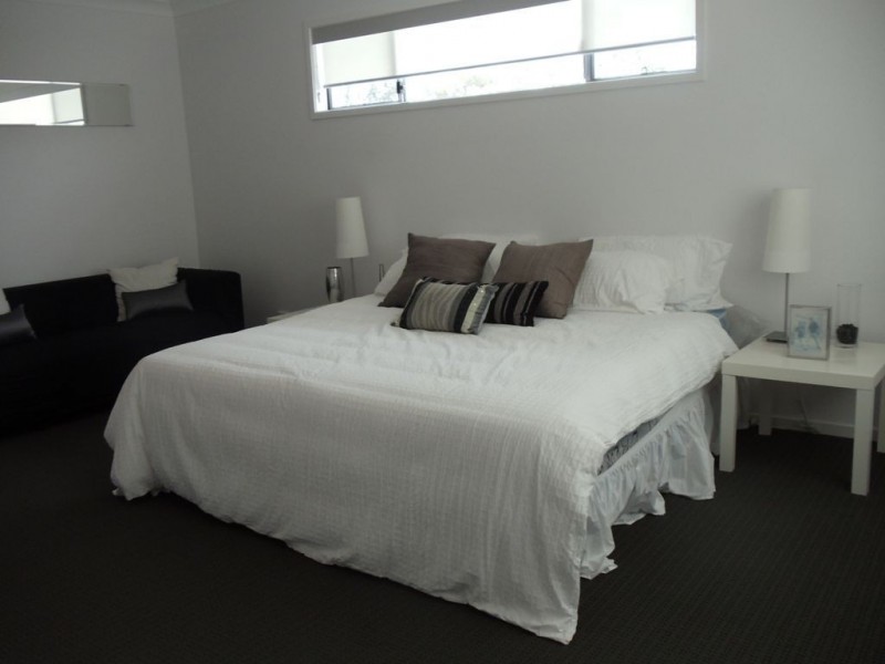 4 Wildflower Drive, Springfield Lakes QLD 4300