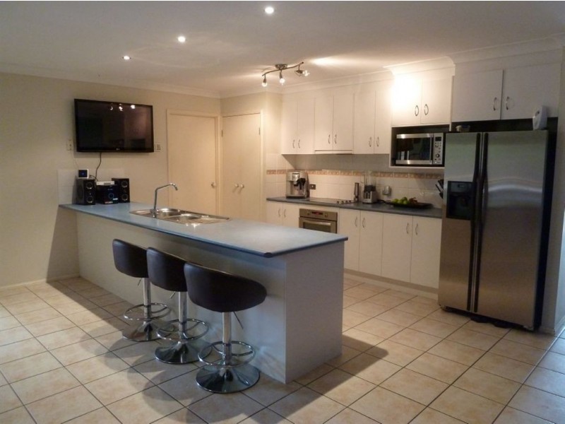 12 Paton Cres, Forest Lake QLD 4078