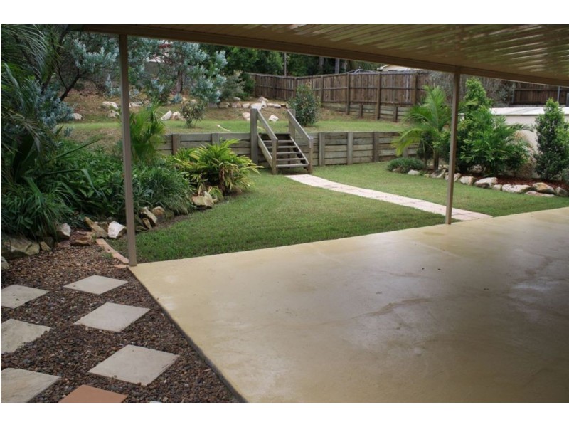 6 Wendy Street, Camira QLD 4300