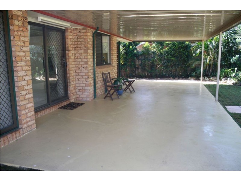 6 Wendy Street, Camira QLD 4300