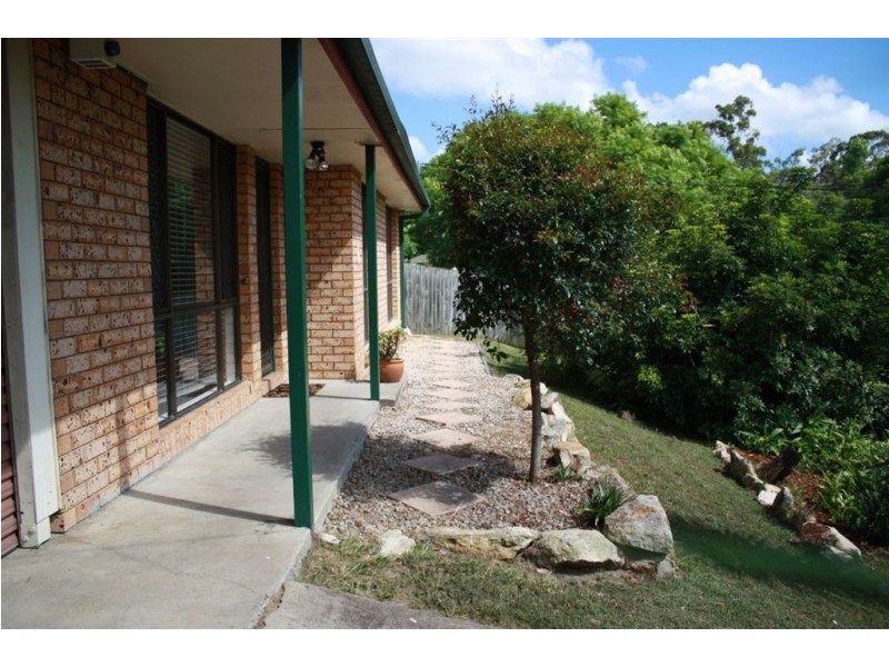 6 Wendy Street, Camira QLD 4300