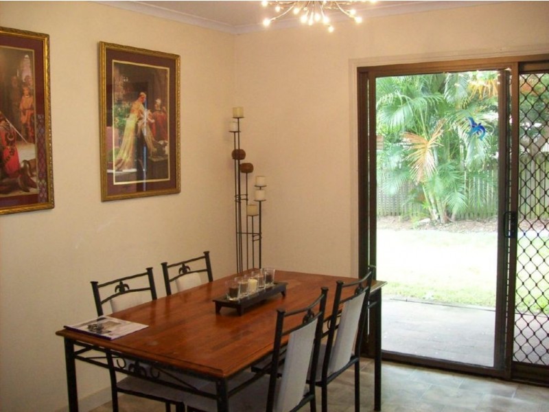 3 Coral Ct, Camira QLD 4300