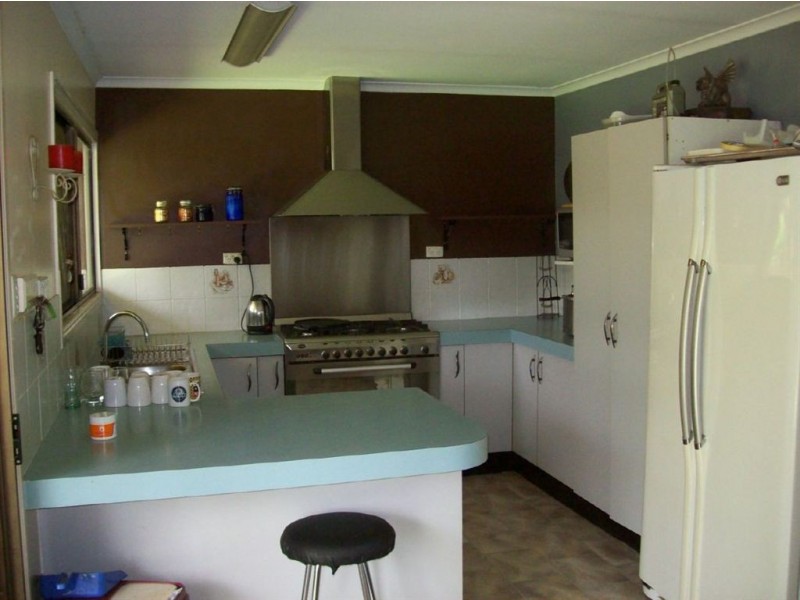3 Coral Ct, Camira QLD 4300