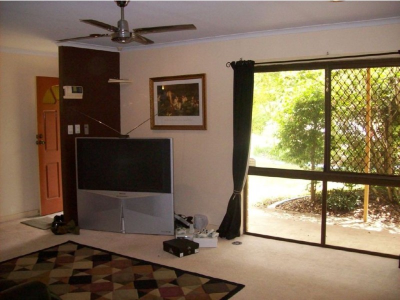 3 Coral Ct, Camira QLD 4300