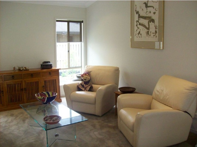 92 Santa Monica Dr, Augustine Heights QLD 4300