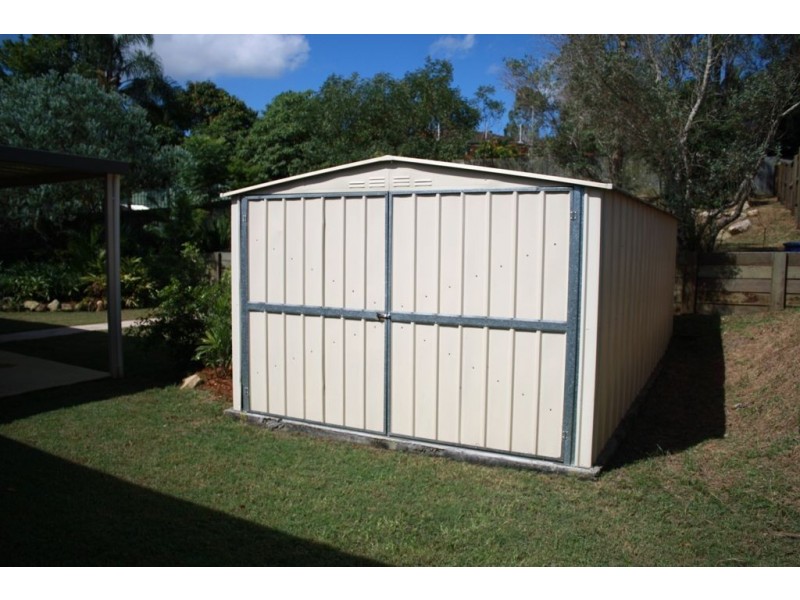6 Wendy St, Camira QLD 4300