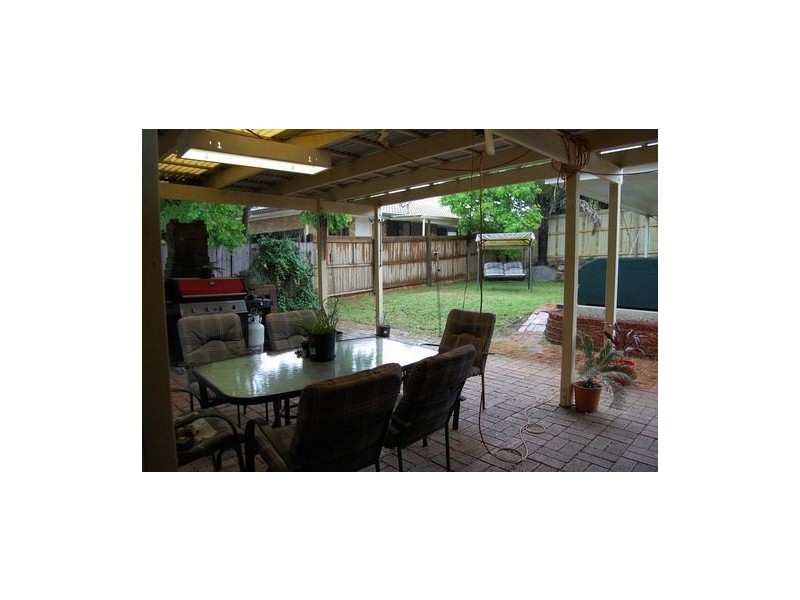 11 Buschman Close, Redbank Plains QLD 4301
